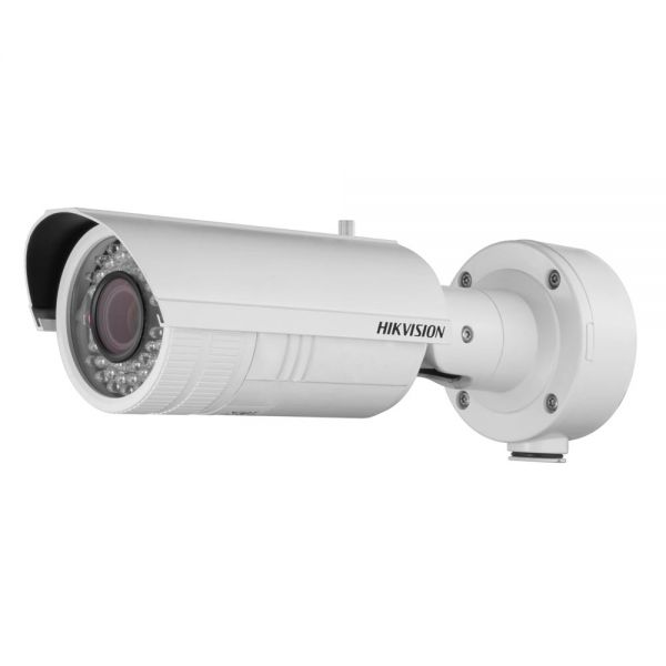    (ip )  HikVision DS-2CD8233F-EI